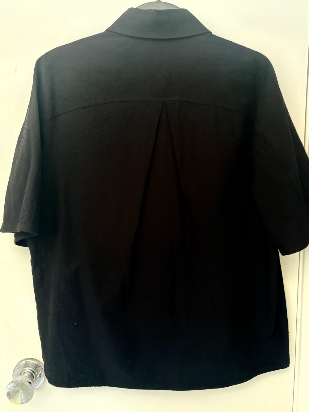 COS Women’s Black Textured Short Sleeve Shirt size US 8 - Picture 3 of 4